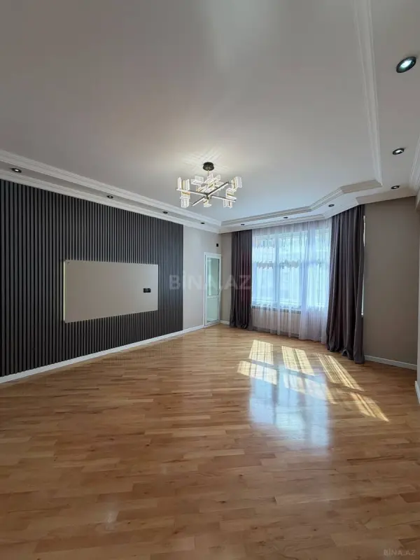 Satılır 2 otaqlı mənzil 70 m²