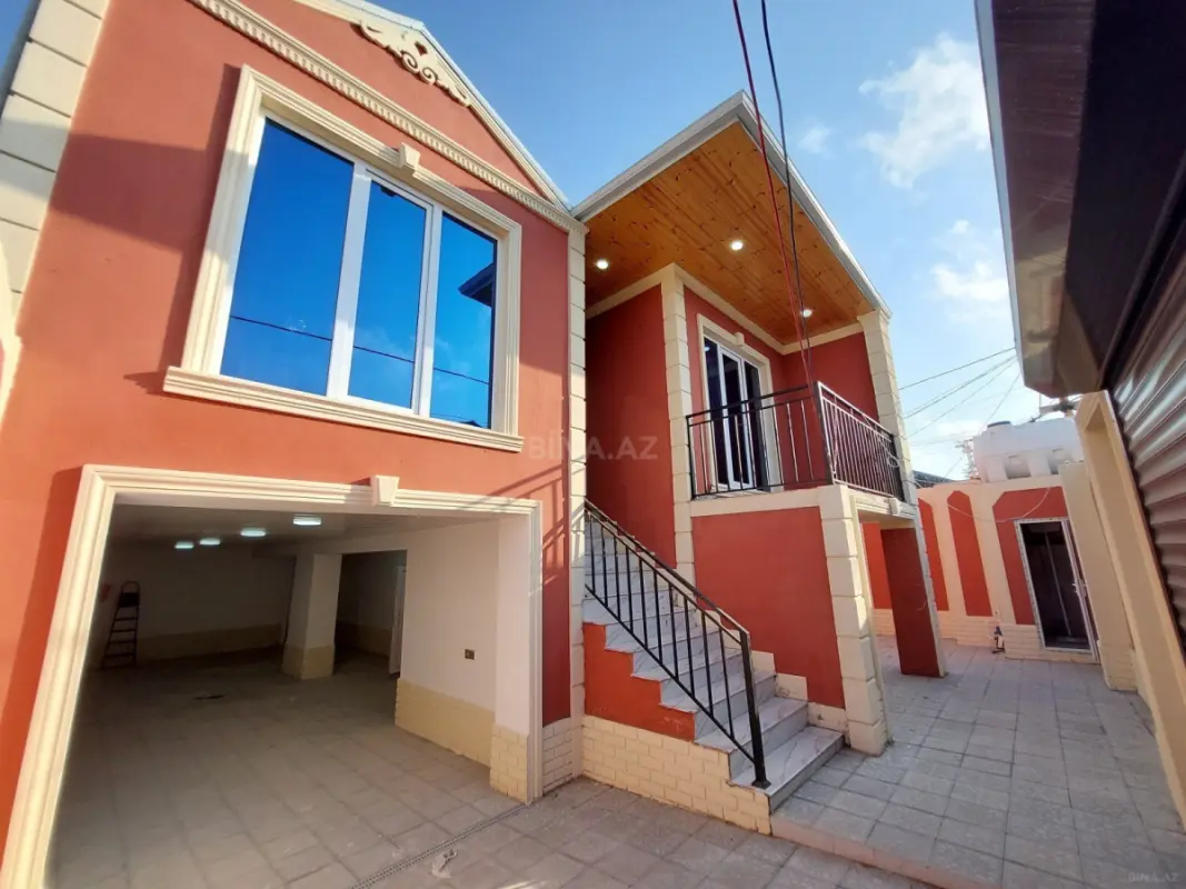 Satılır 4 otaqlı həyət evi 153 m²