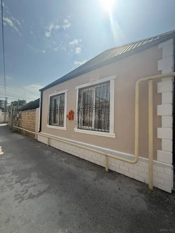 Satılır 4 otaqlı həyət evi 100 m²