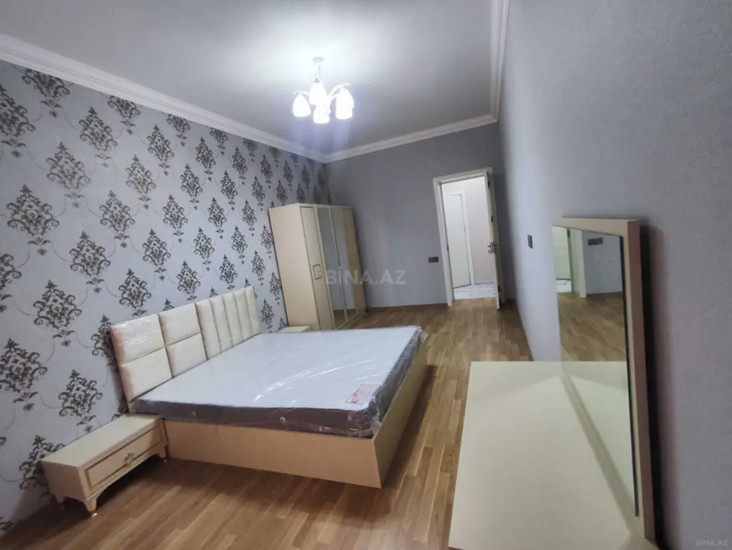 Kirayə verilir 3 otaqlı mənzil 125 m²