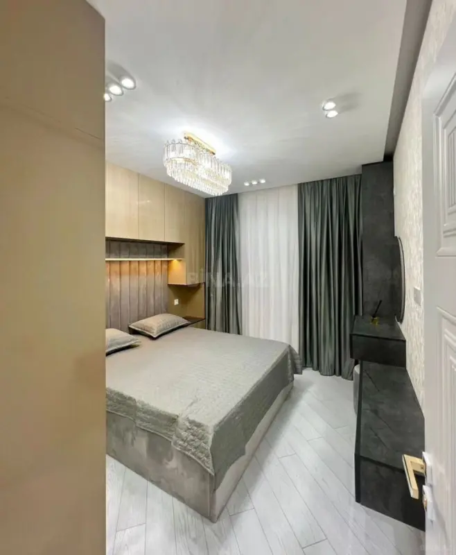 Satılır 3 otaqlı mənzil 79 m²