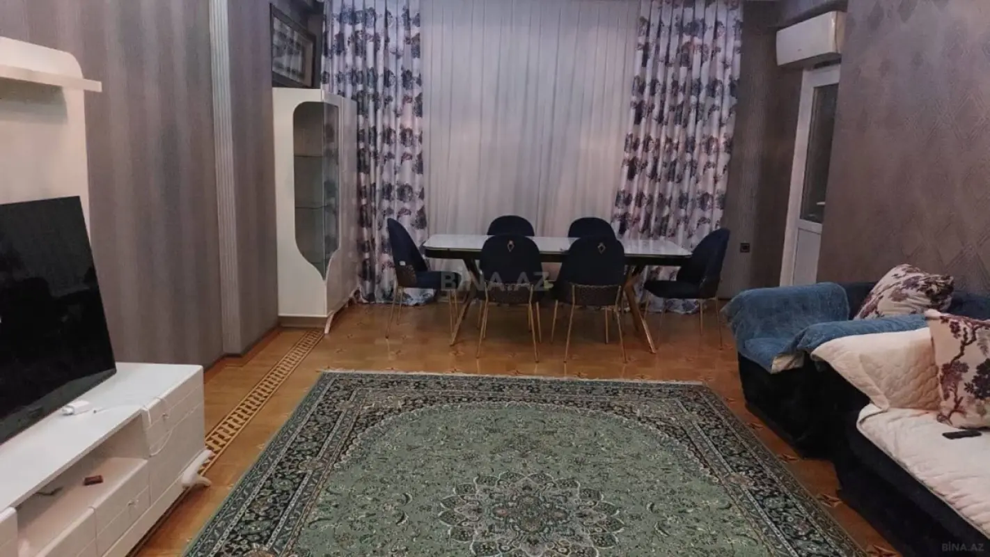 Kirayə verilir 3 otaqlı mənzil 116 m²