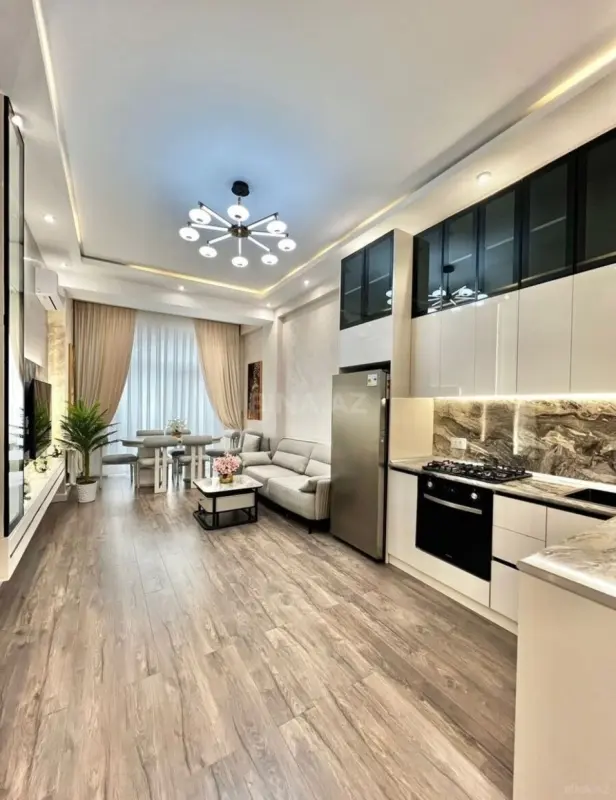 Kirayə verilir 2 otaqlı mənzil 90 m²