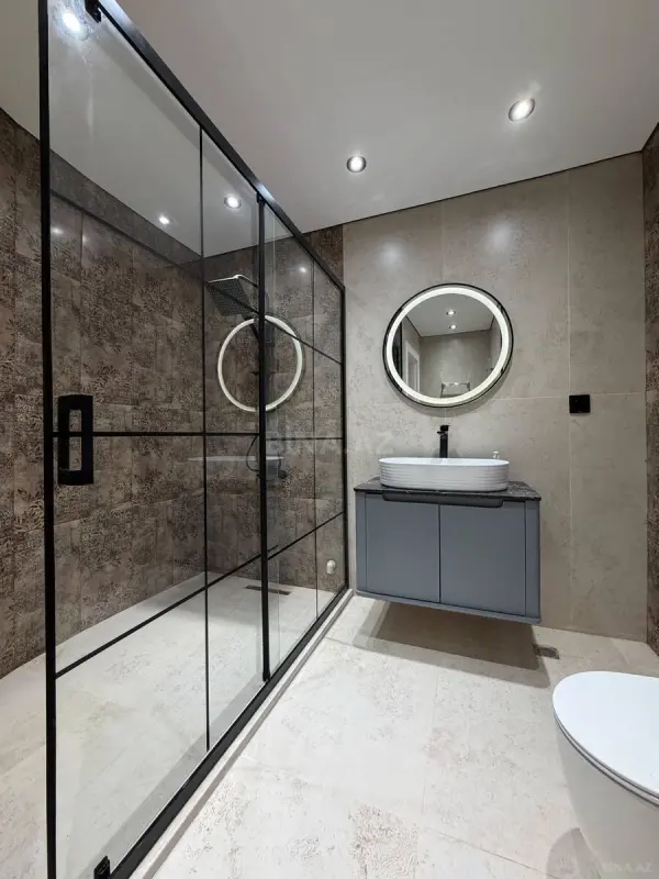 Satılır 1 otaqlı mənzil 68 m²
