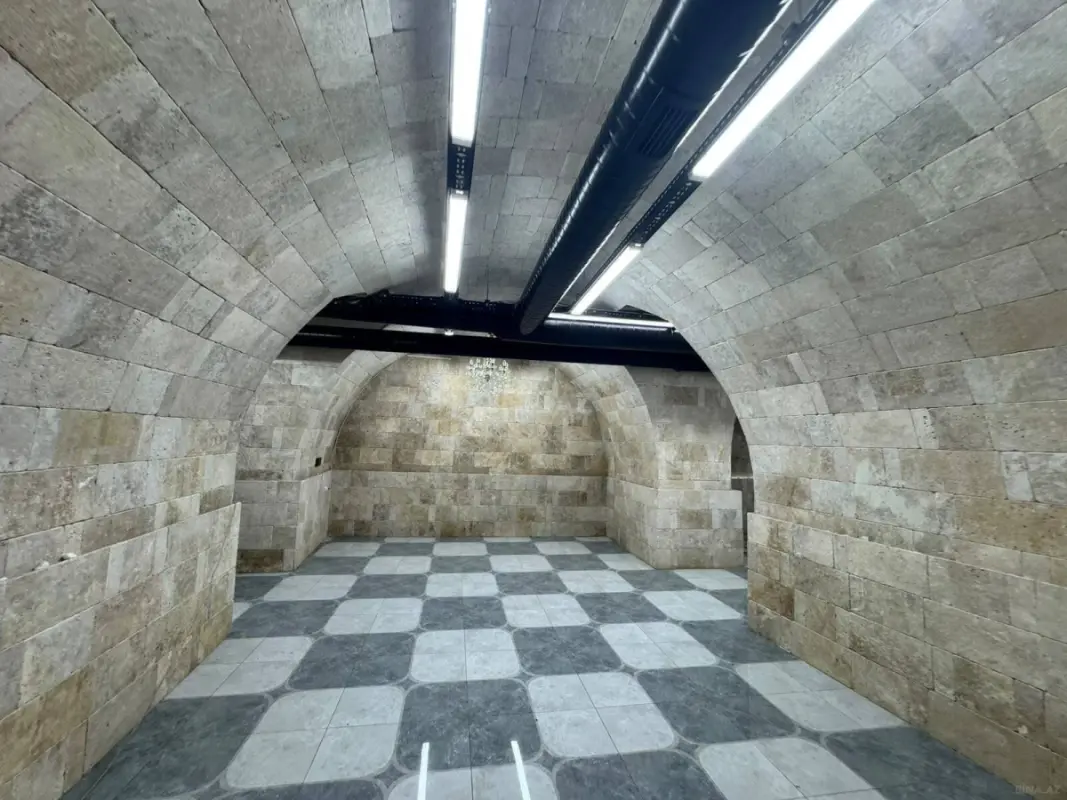 Kirayə verilir obyekt 200 m²