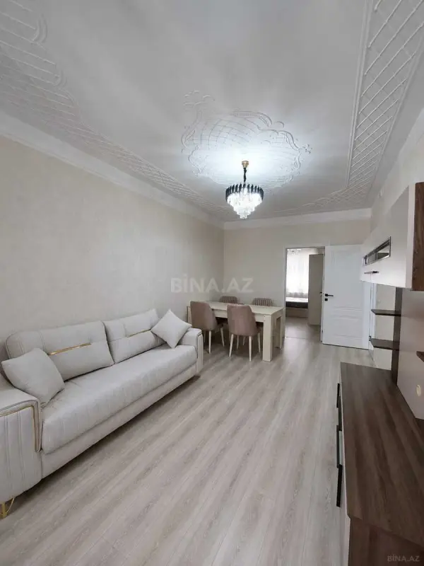 Kirayə verilir 2 otaqlı mənzil 55 m²