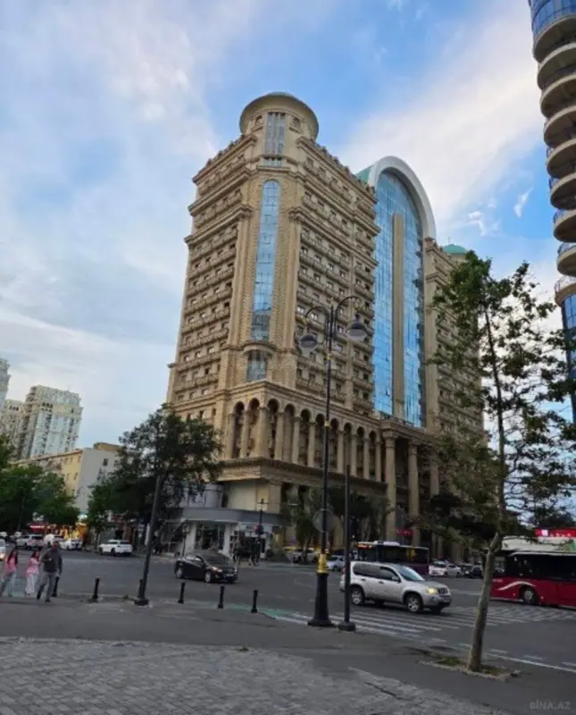 Kirayə verilir 3 otaqlı mənzil 110 m²
