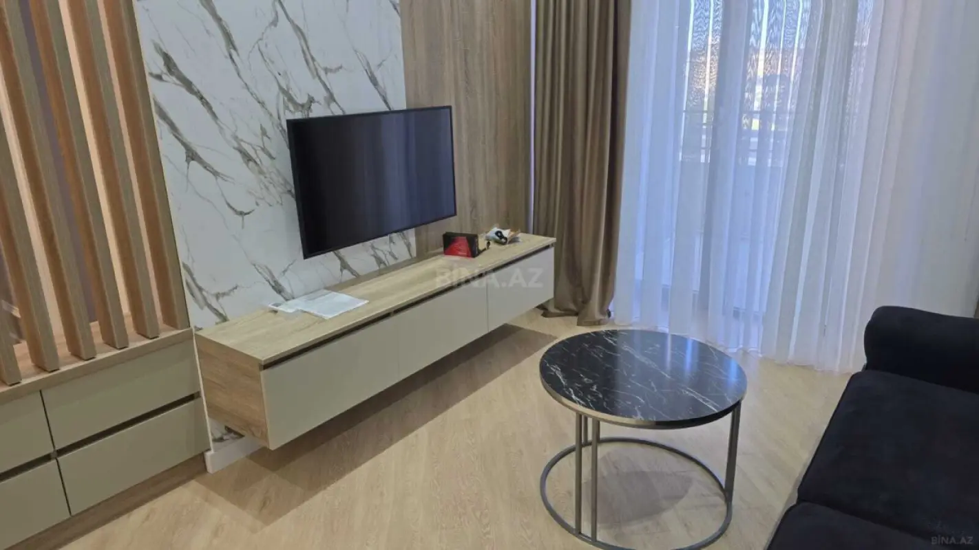 Satılır 2 otaqlı mənzil 67 m²