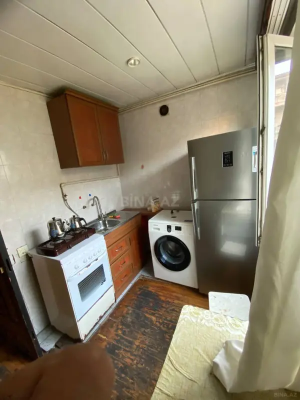 Kirayə verilir 2 otaqlı mənzil 60 m²