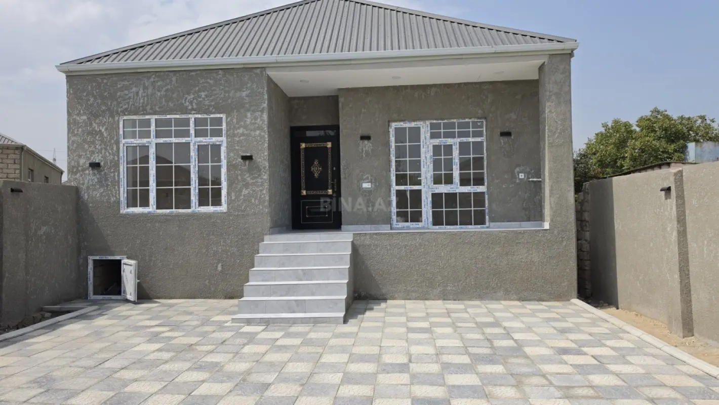 Satılır 4 otaqlı həyət evi 95 m²
