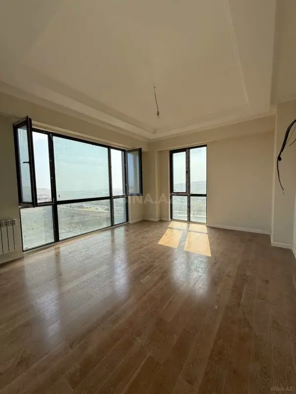 Satılır 3 otaqlı mənzil 87 m²