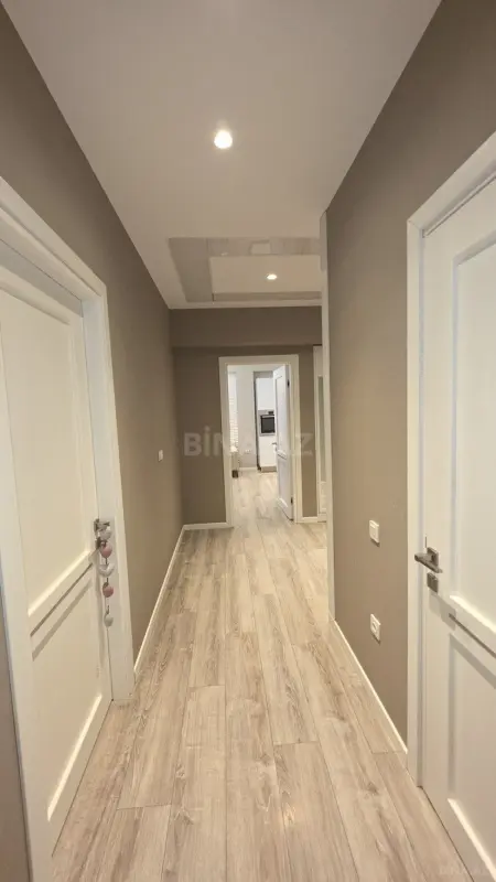 Kirayə verilir 3 otaqlı mənzil 100 m²