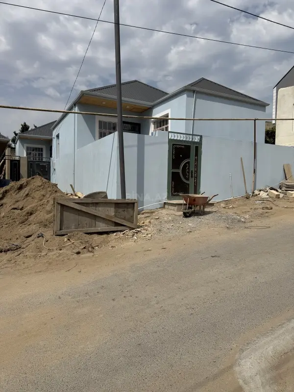 Satılır 3 otaqlı həyət evi 60 m²