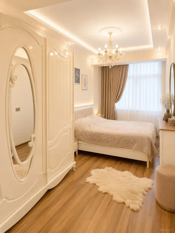 Satılır 2 otaqlı mənzil 77 m²