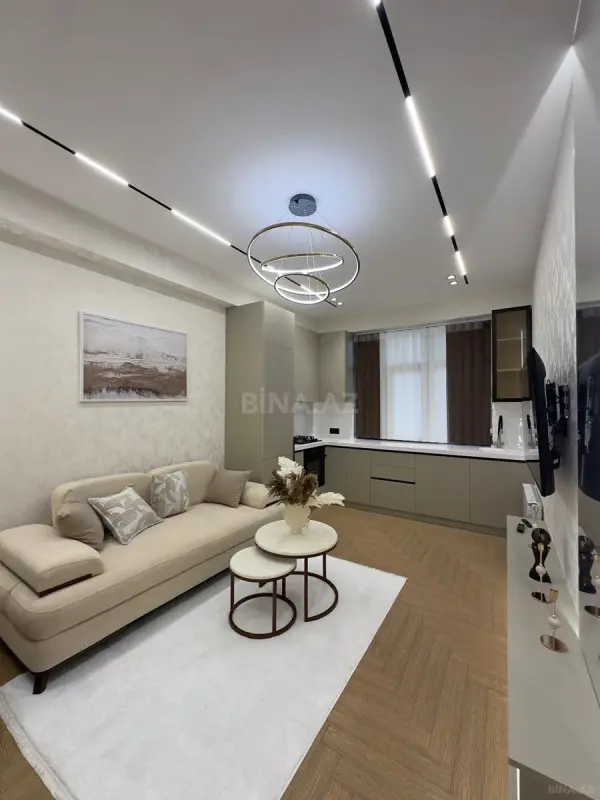 Kirayə verilir 2 otaqlı mənzil 55 m²