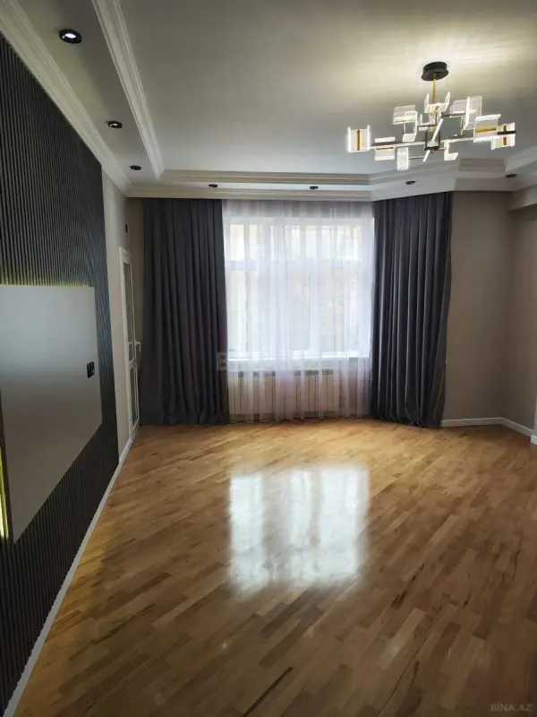 Satılır 2 otaqlı mənzil 68 m²