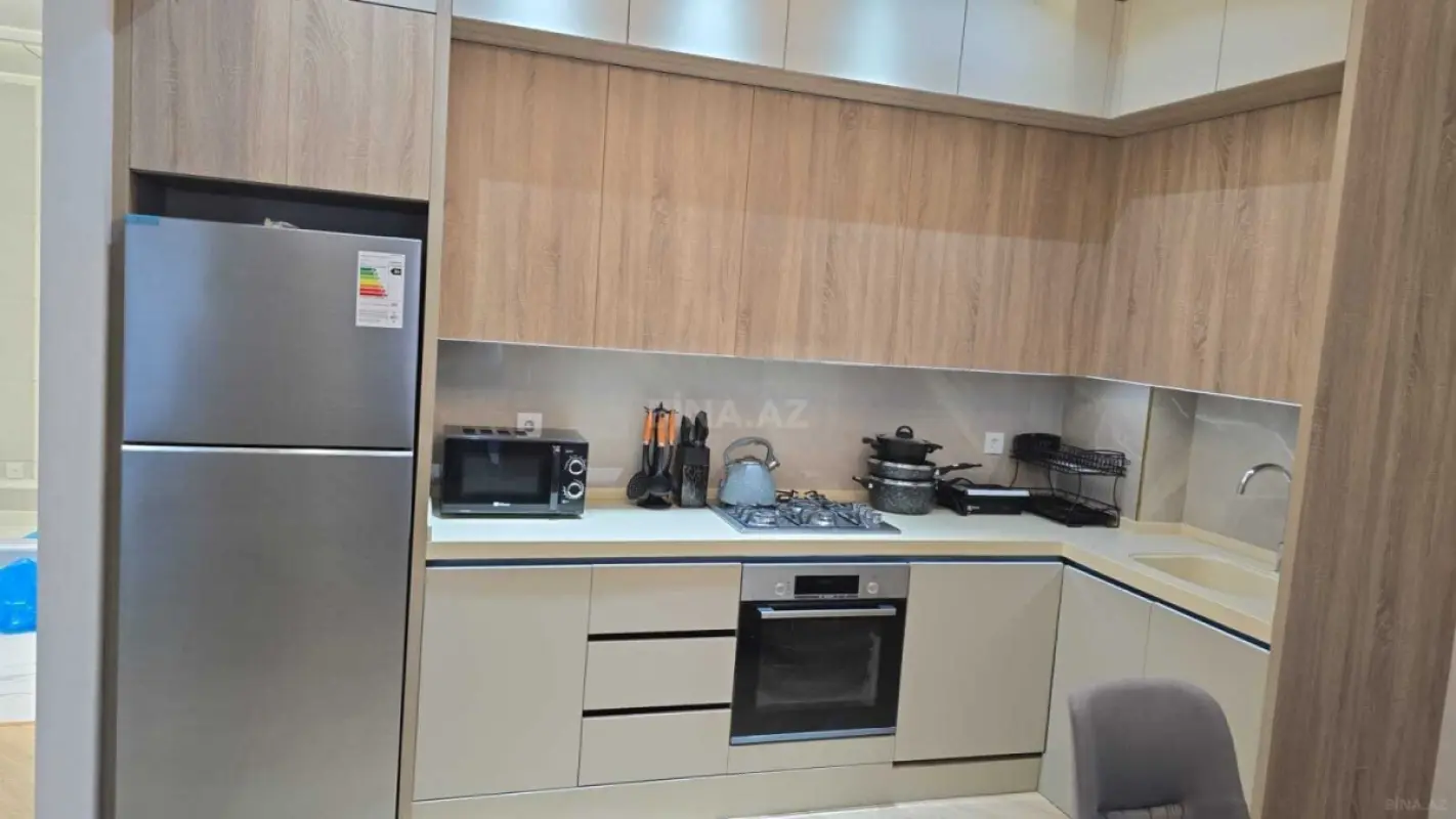Satılır 2 otaqlı mənzil 70 m²