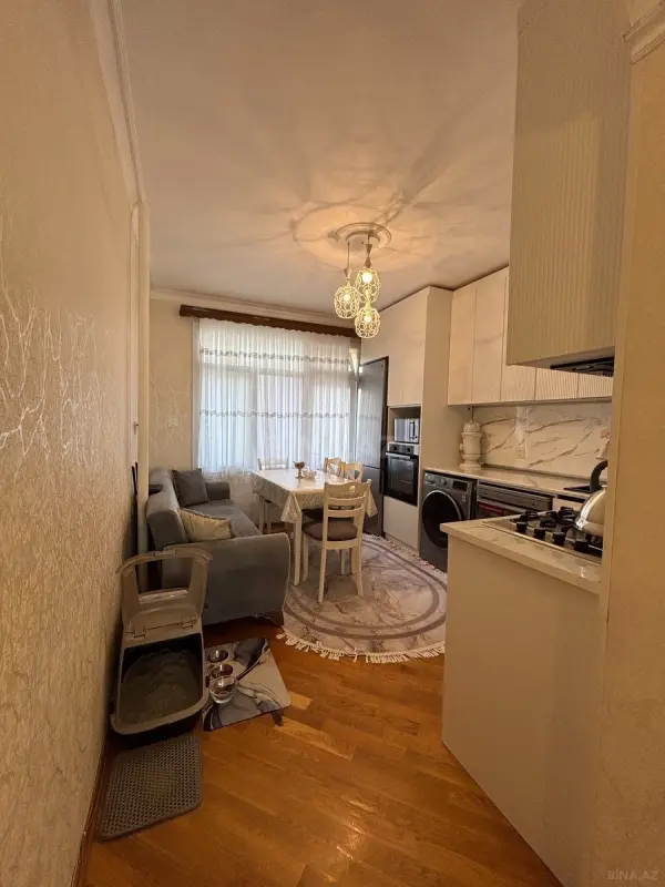 Satılır 2 otaqlı mənzil 68 m²