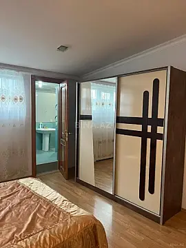Kirayə verilir 3 otaqlı mənzil 90 m² — Bakı, Nizami 3 otaq 90.00 m²