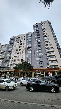 Kirayə verilir 5 otaqlı mənzil 200 m² — Bakı, Nərimanov 5 otaq 200.00 m²