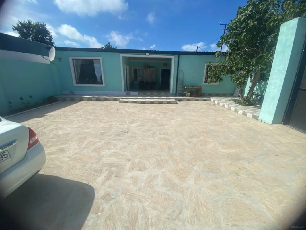 Satılır 3 otaqlı həyət evi 186 m²