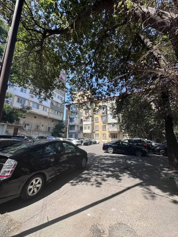 Satılır 1 otaqlı mənzil 35 m²