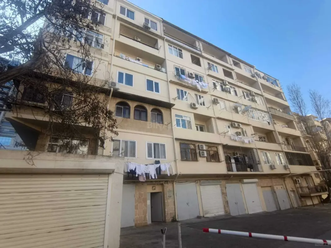 Satılır 2 otaqlı mənzil 57 m²