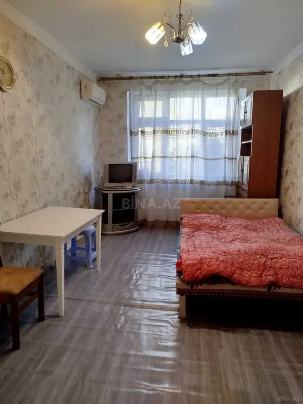 Satılır 2 otaqlı mənzil 33 m²