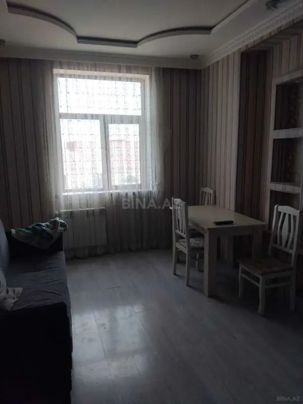 Kirayə verilir 2 otaqlı mənzil 45 m²
