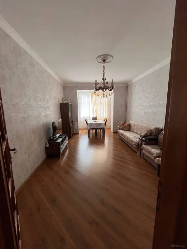 Satılır 2 otaqlı mənzil 60.6 m²
