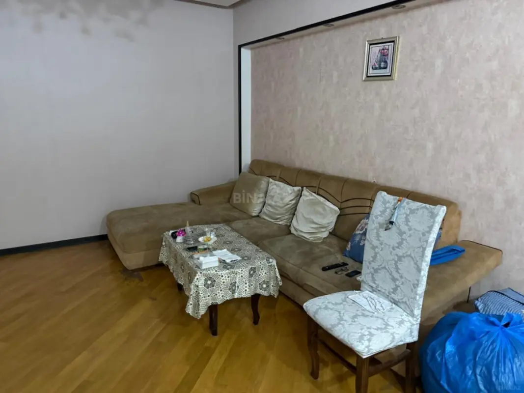 Kirayə verilir 3 otaqlı mənzil 110 m²