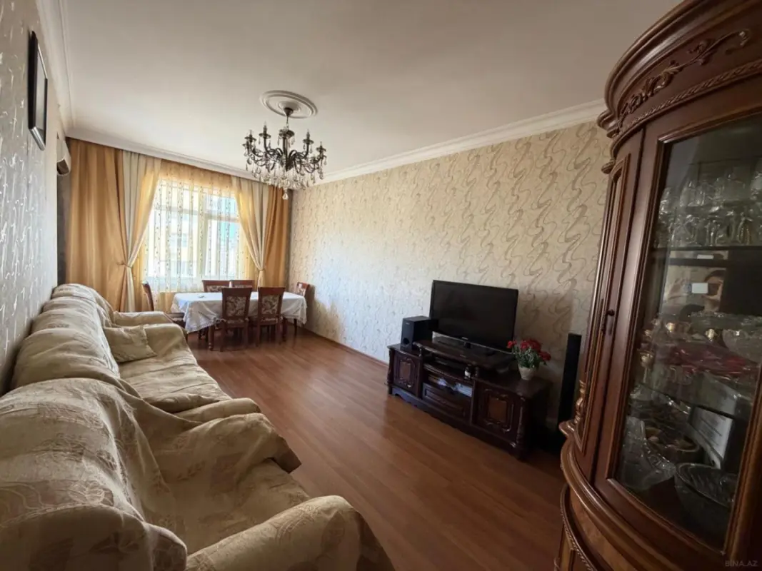 Satılır 3 otaqlı mənzil 82 m²