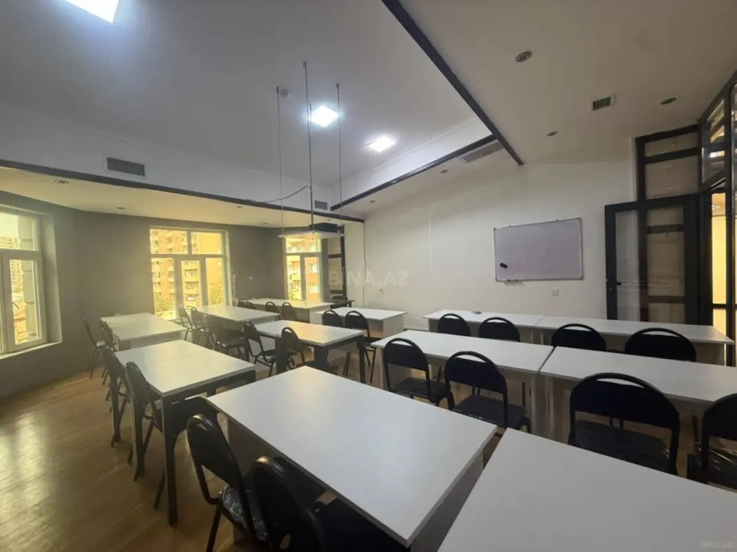 Kirayə verilir 3 otaqlı ofis 30 m²