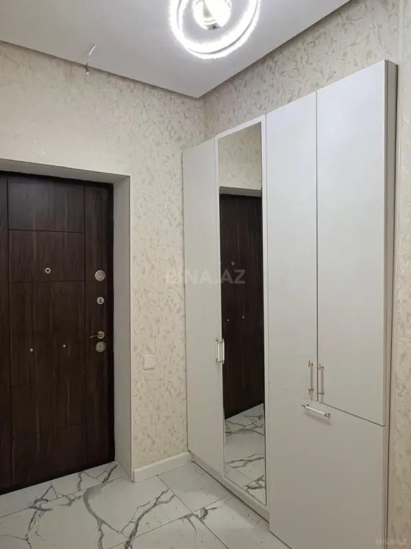 Kirayə verilir 2 otaqlı mənzil 55 m²