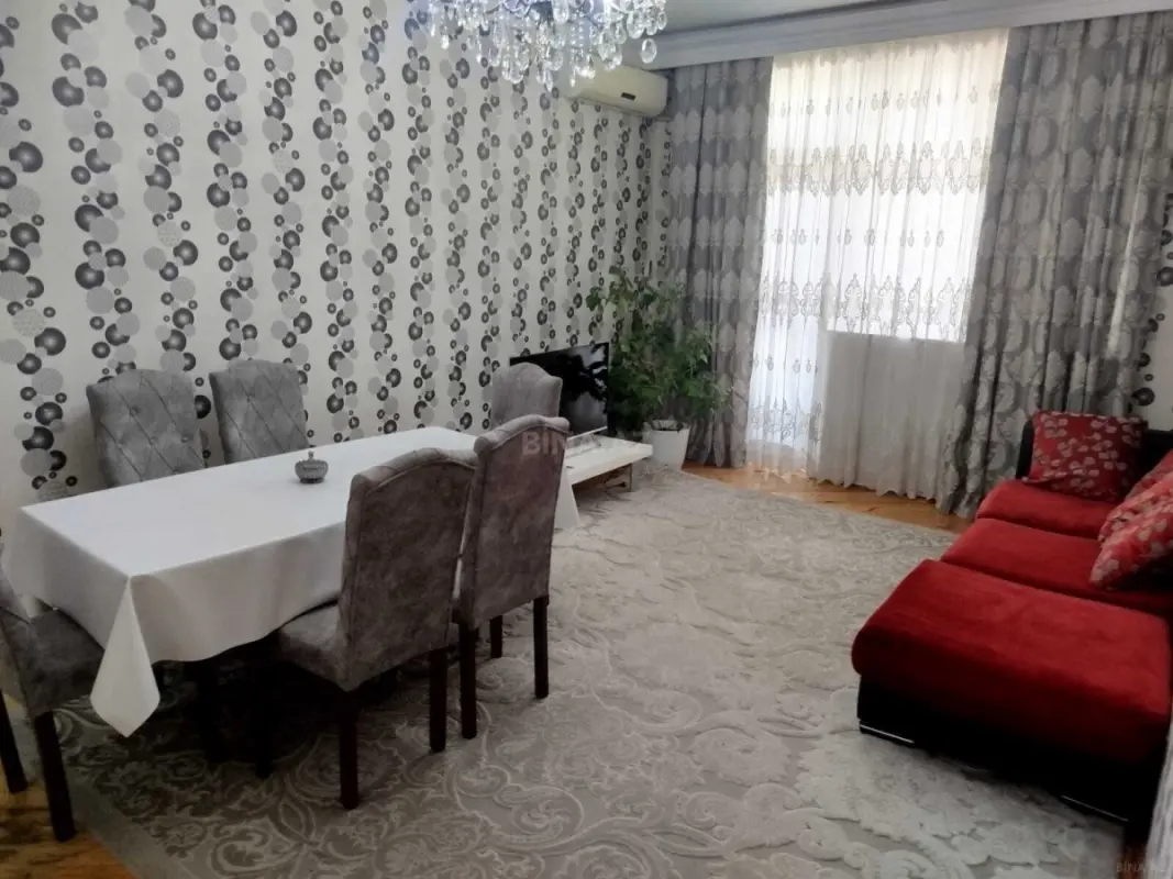 Kirayə verilir 3 otaqlı mənzil 100 m²