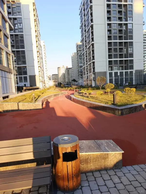Kirayə verilir 4 otaqlı mənzil 173 m²