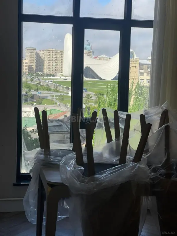 Kirayə verilir 2 otaqlı mənzil 75 m²