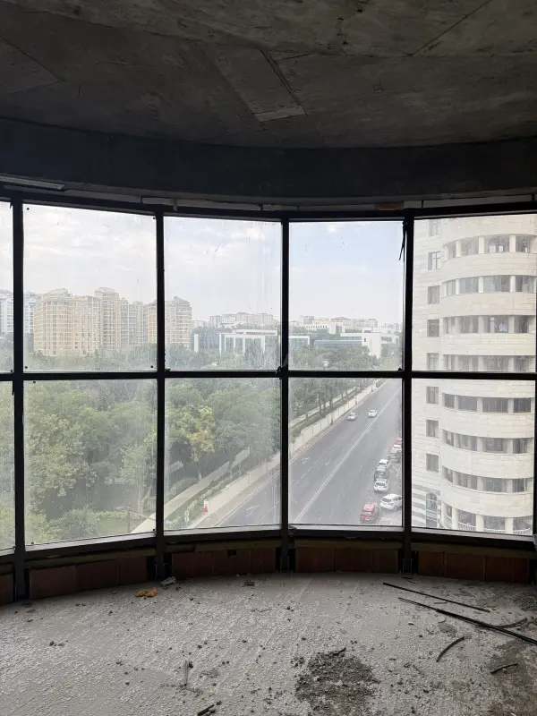 Satılır 3 otaqlı mənzil 140 m²