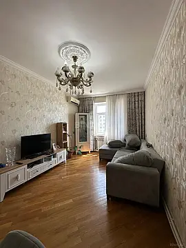 Satılır 3 otaqlı mənzil 70 m² — Bakı, Həzi Aslanov qəs. 3 otaq 70.00 m²