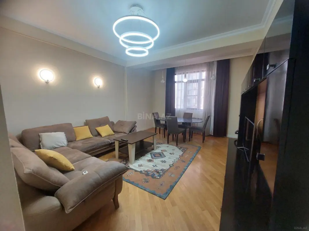 Kirayə verilir 3 otaqlı mənzil 75 m²