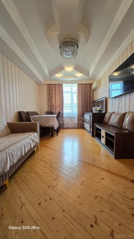 Satılır 2 otaqlı mənzil 70 m²