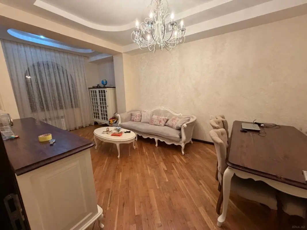 Satılır 2 otaqlı mənzil 69 m²