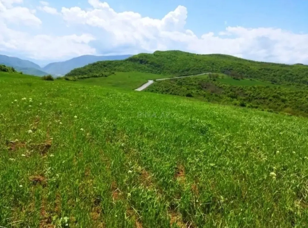 Satılır torpaq sahəsi 524 m²