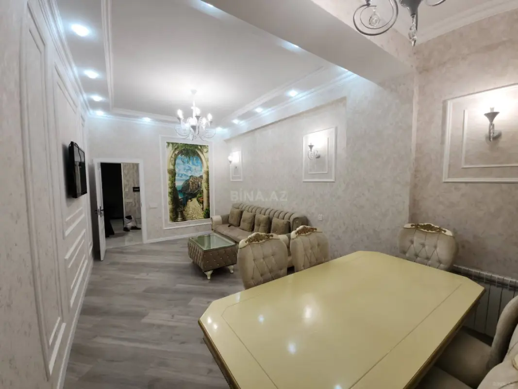 Kirayə verilir 2 otaqlı mənzil 62 m²
