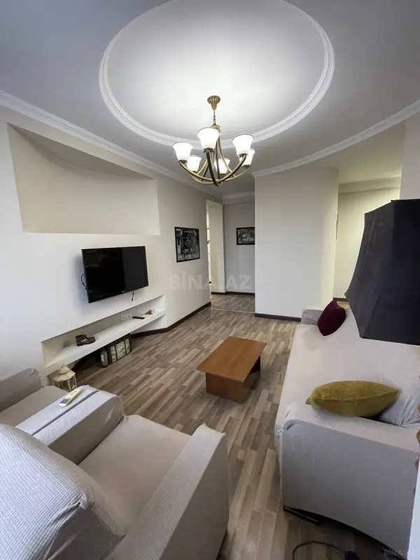 Kirayə verilir 3 otaqlı mənzil 90 m²