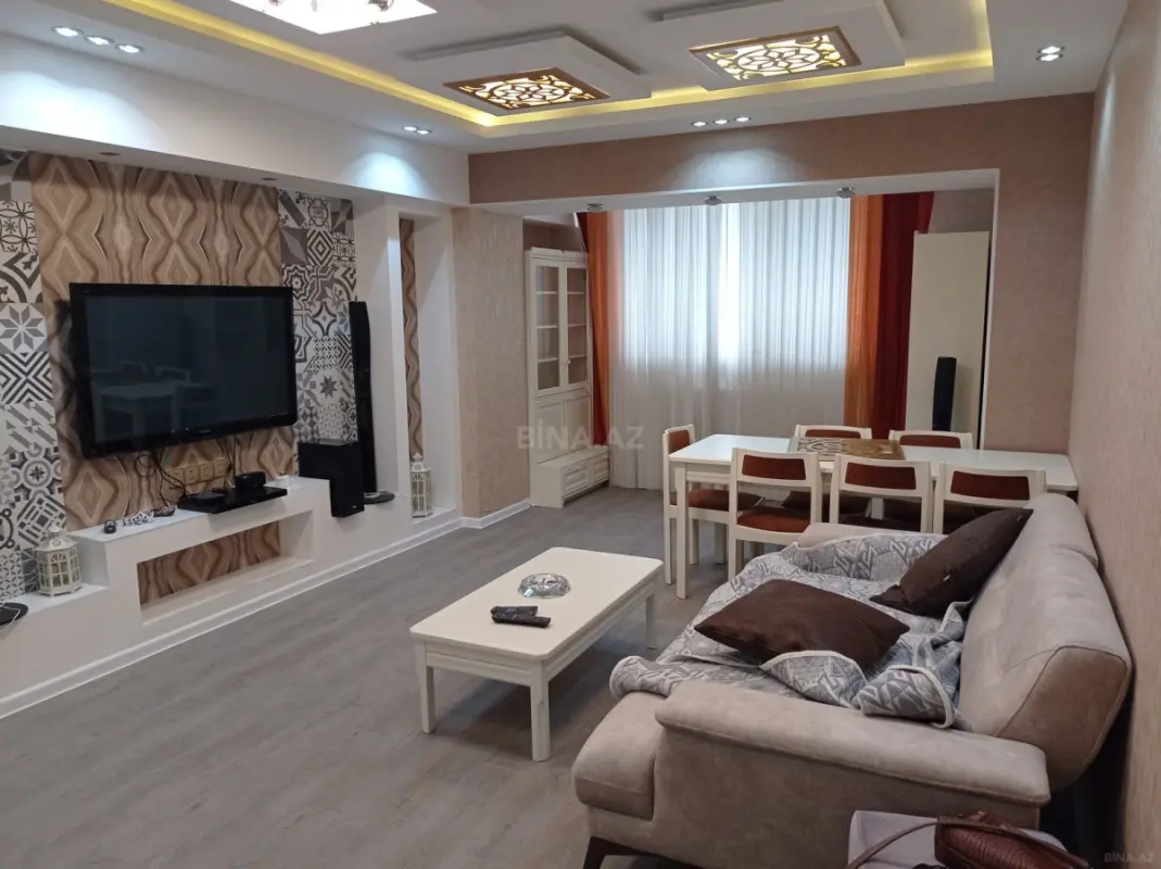 Kirayə verilir 3 otaqlı mənzil 90 m²