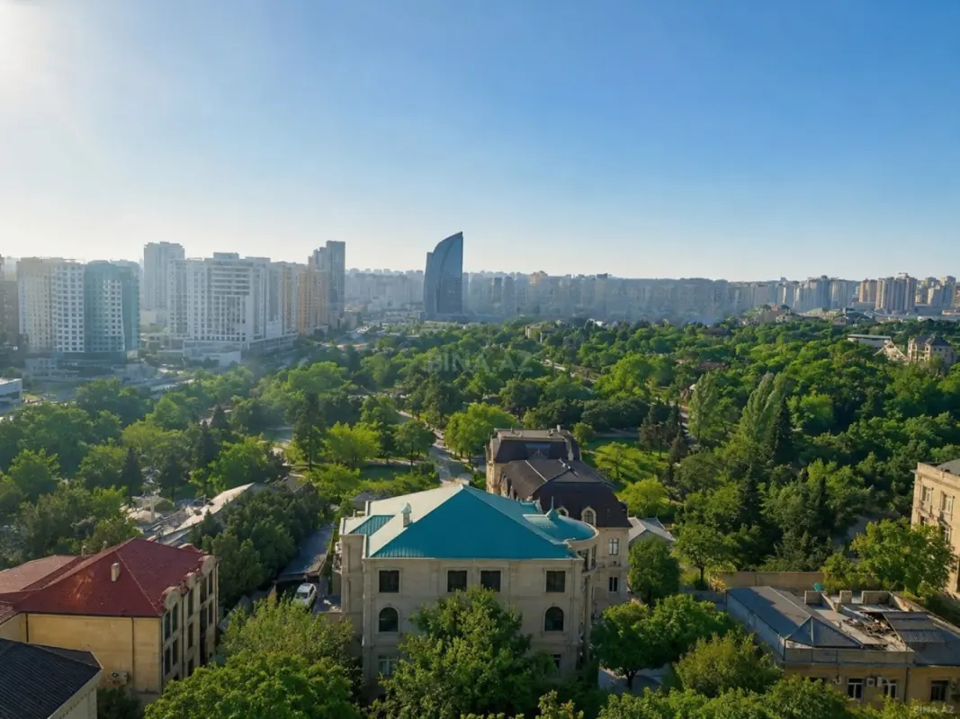 Satılır 2 otaqlı mənzil 83 m²