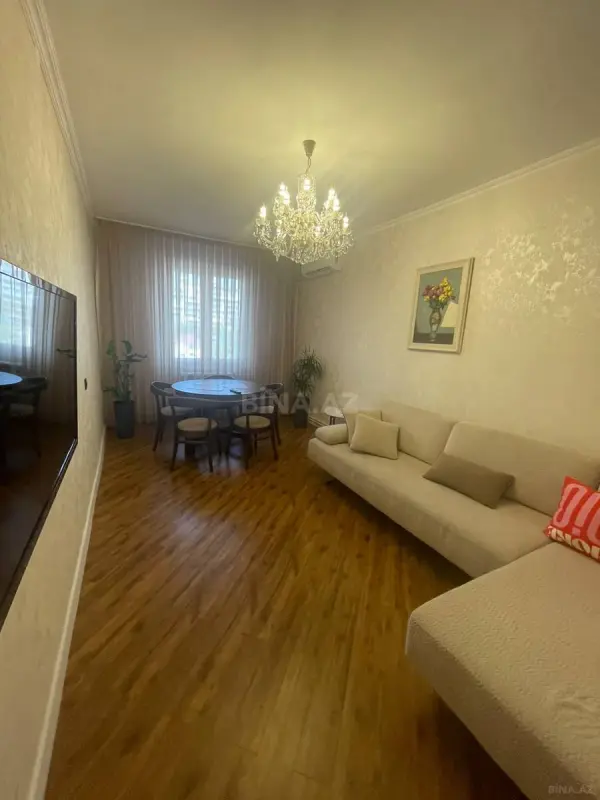 Satılır 3 otaqlı mənzil 80 m²