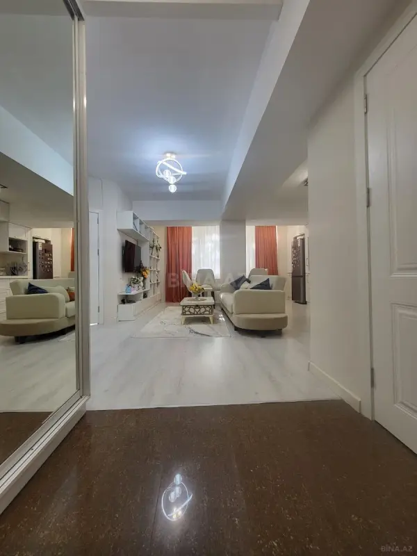 Kirayə verilir 2 otaqlı mənzil 70 m²