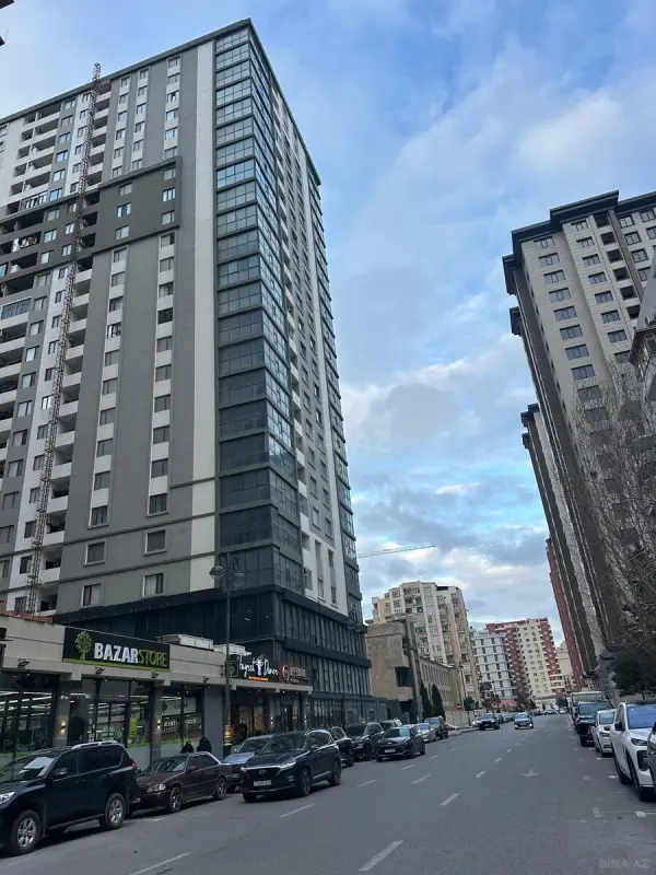 Kirayə verilir 2 otaqlı mənzil 76 m²